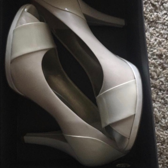 Kenneth Cole Reaction Shoes - Picture 2 of 2
